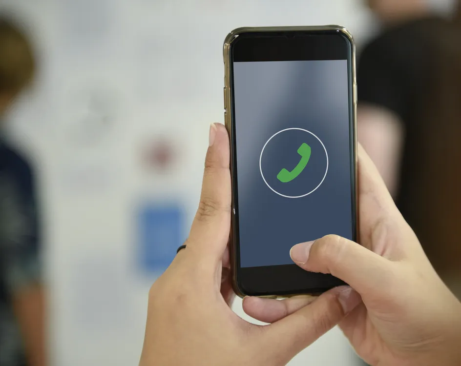 Usuarios de la Metropol y el Misión Buenos Aires tienen su grupo de Whatsapp